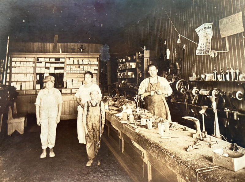 Historical photograph preserved in the Rossi family archive